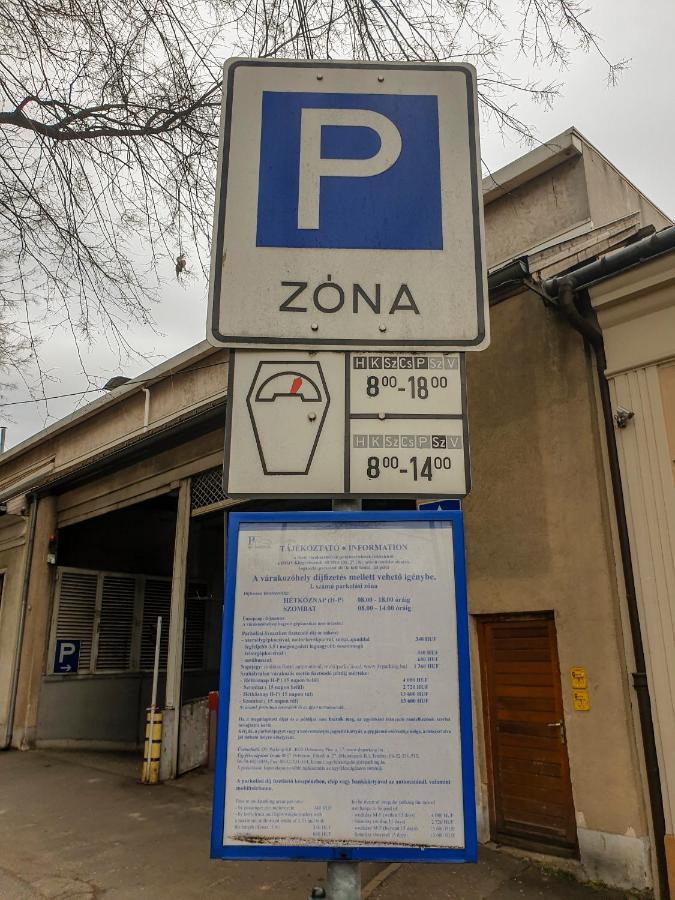 Aweshome City Apartment - 3 Bedrooms And Free Parking Debrecen Extérieur photo