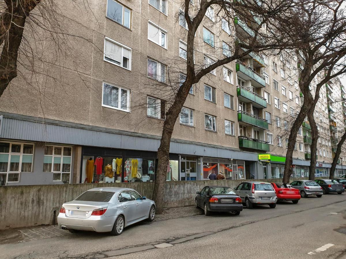 Aweshome City Apartment - 3 Bedrooms And Free Parking Debrecen Extérieur photo